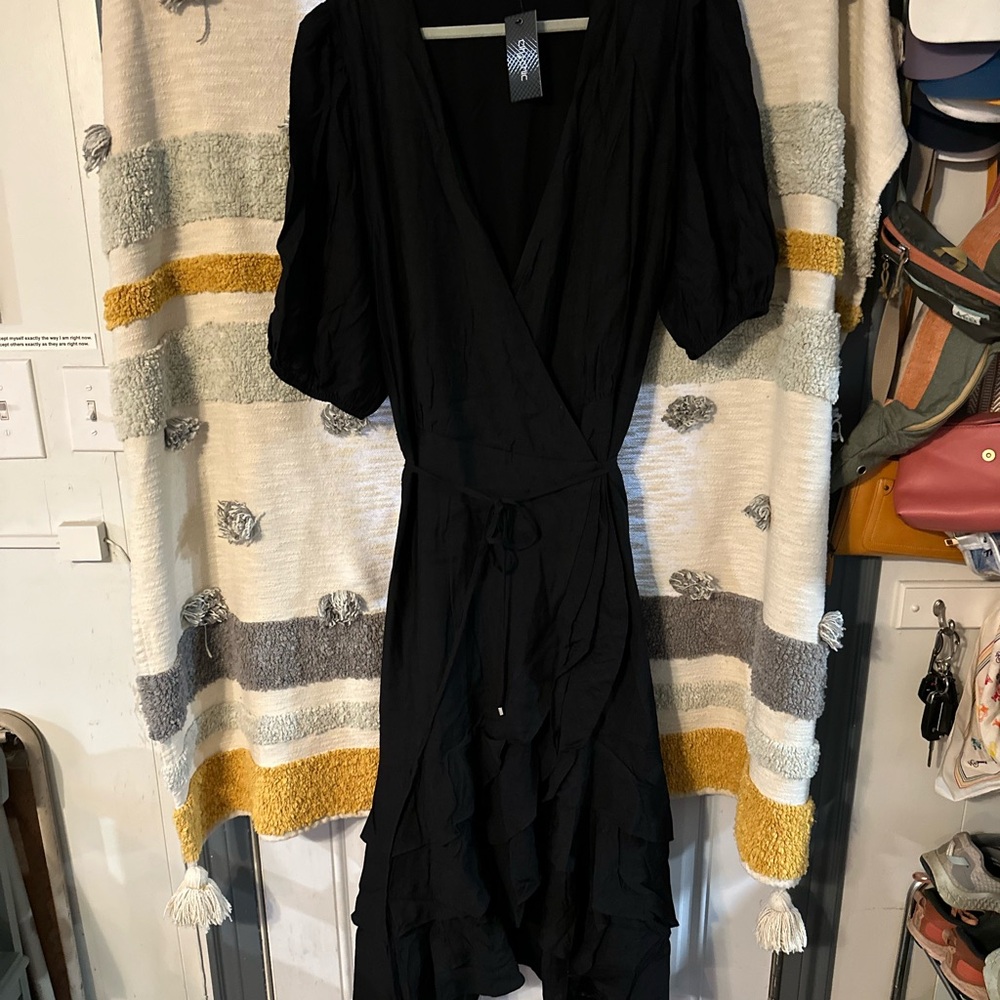 City Chic Bea Dress - Black - Sz 18 - Picture 5 of 11